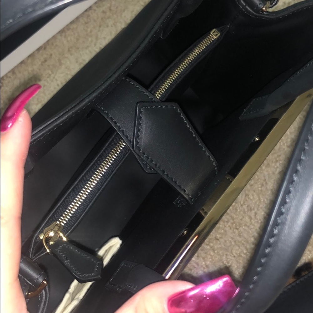 Sold ✨Fendi bag - Picture 4 of 8